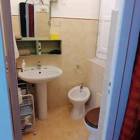 Damarte A Due Passi Dal Politeama *