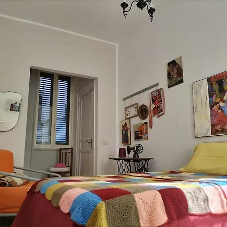 Damarte A Due Passi Dal Politeama